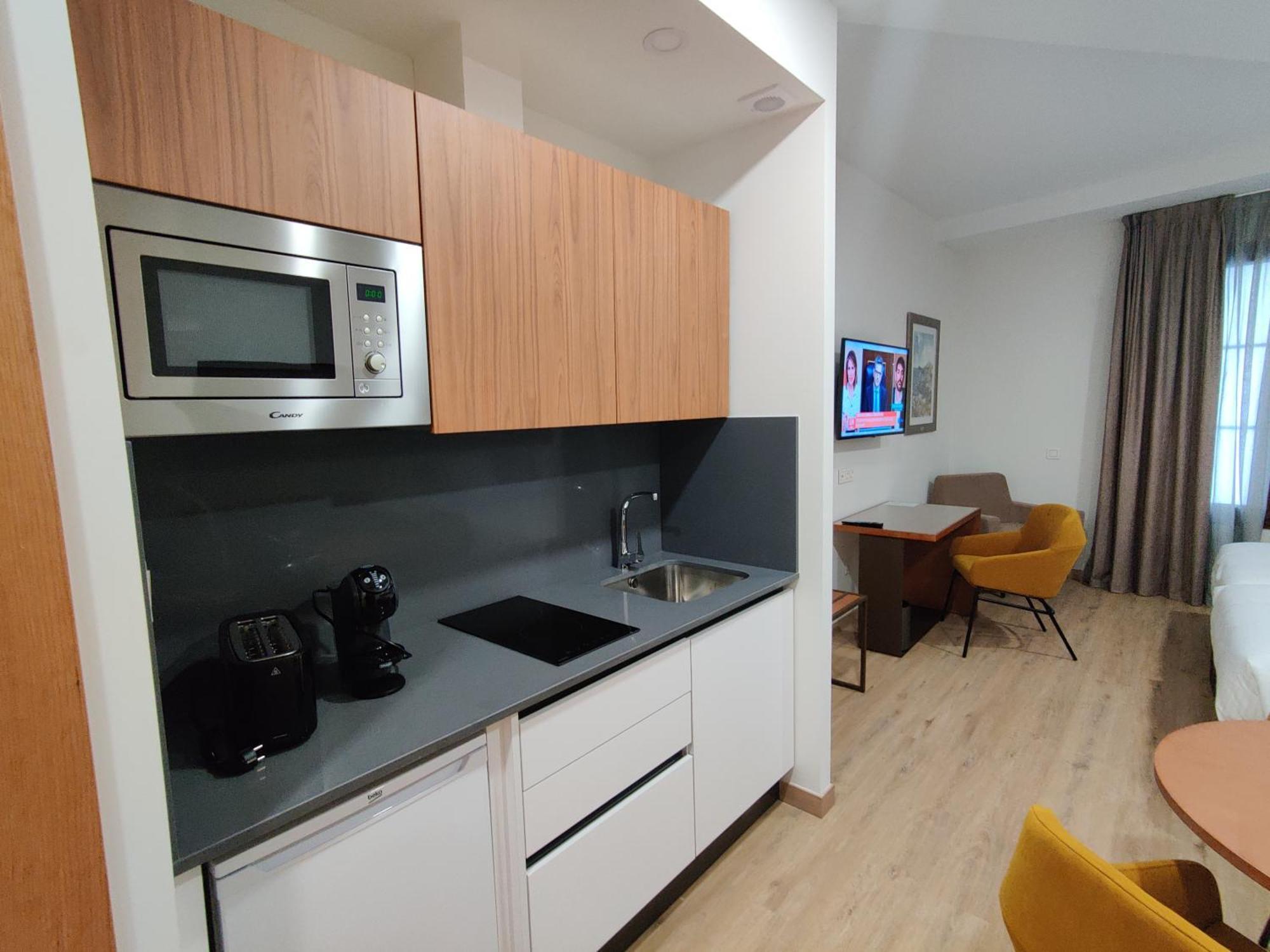 Torreluz Suites Almeria Exterior photo