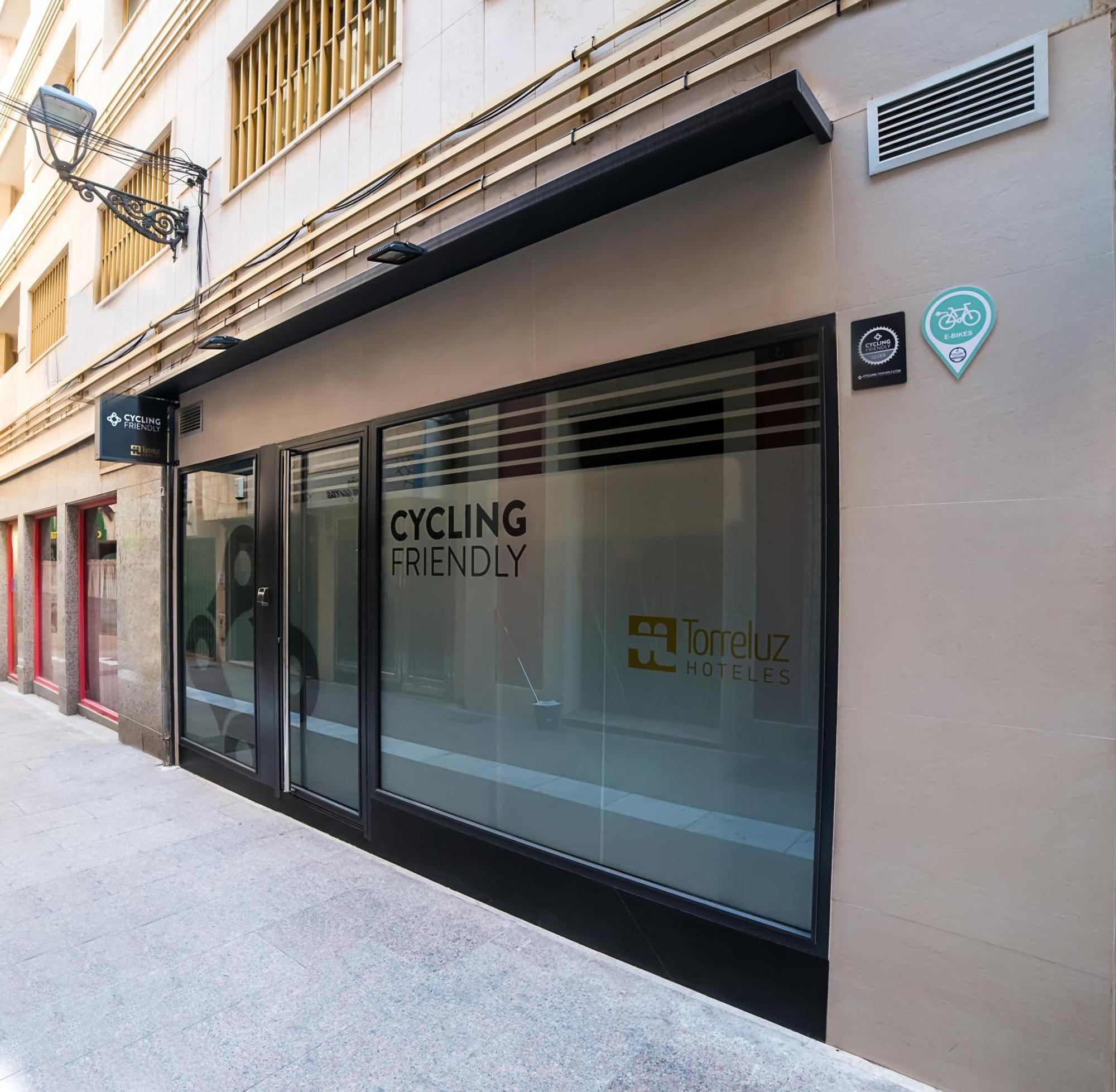 Torreluz Suites Almeria Exterior photo
