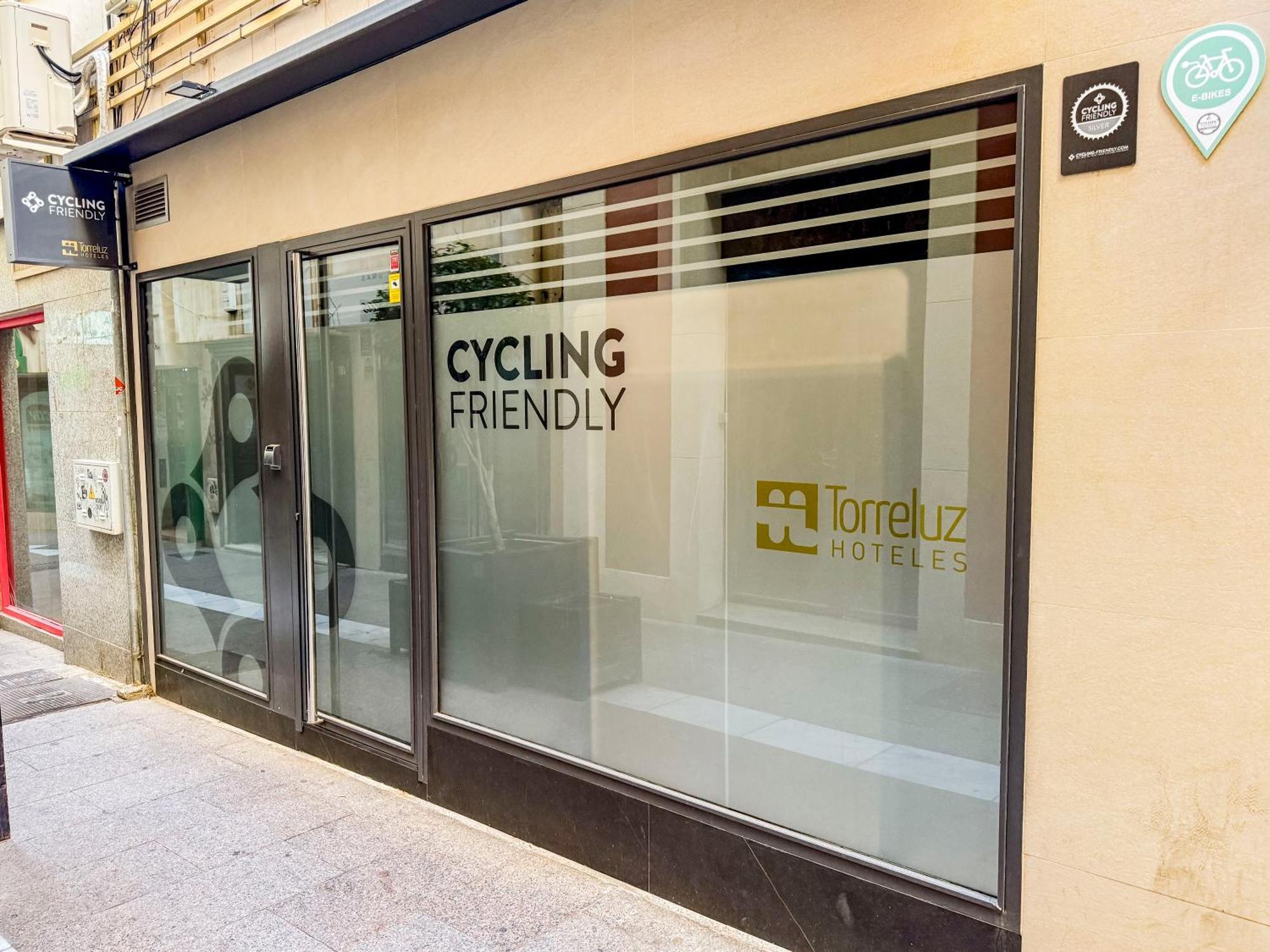 Torreluz Suites Almeria Exterior photo