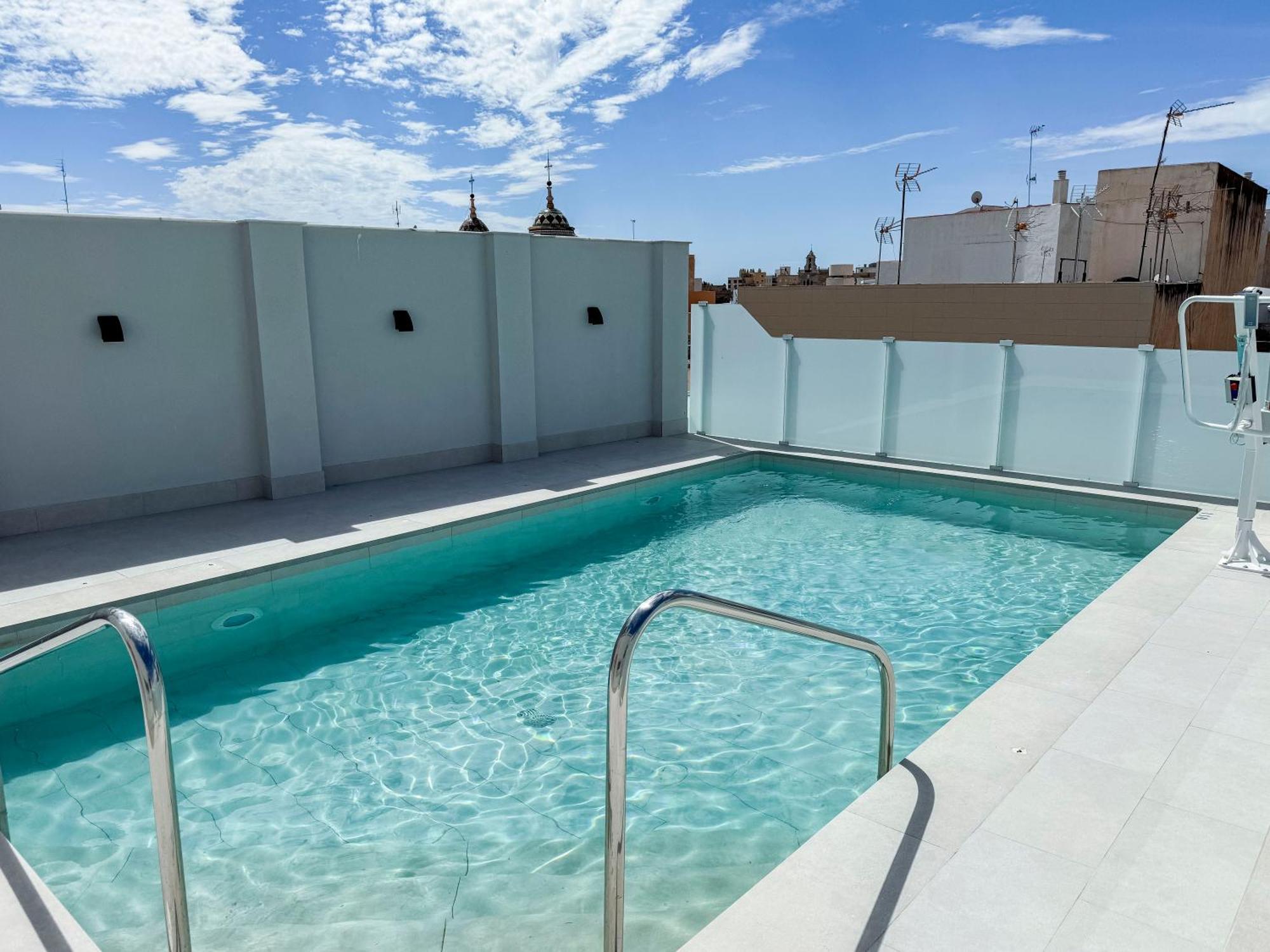 Torreluz Suites Almeria Exterior photo